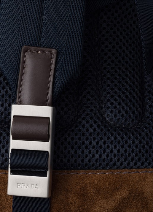 Prada Re-Nylon rugzak met leren details - detail 3 donkerblauw