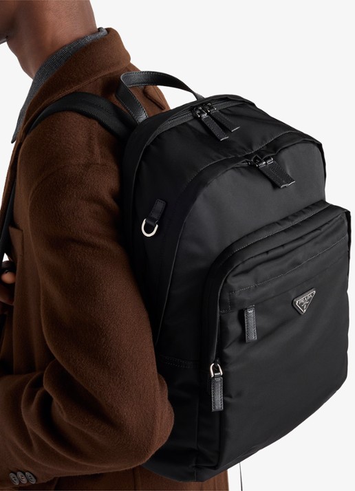 Prada Re-Nylon rugzak met logo - voorkant 3 zwart