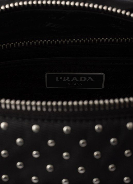 Prada Re-Nylon schoudertas met leren details en studs - detail 4 zwart