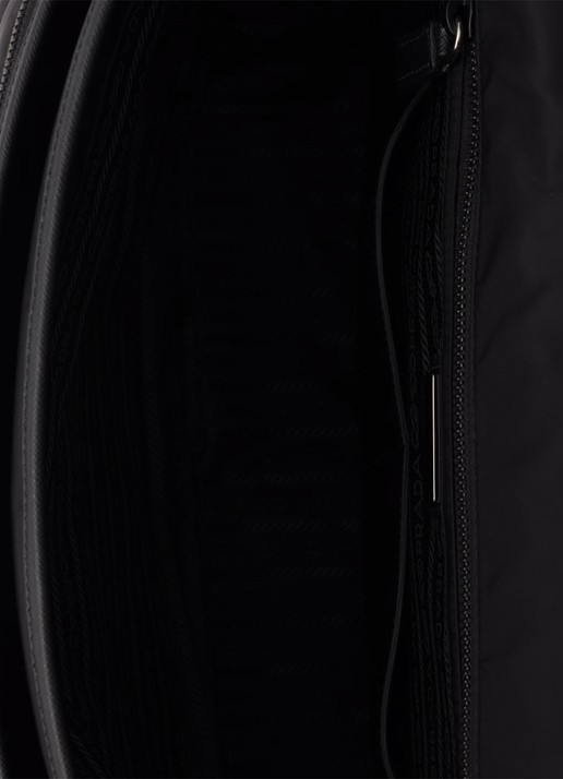 Prada Re-Nylon schoudertas met leren details - detail 4 zwart
