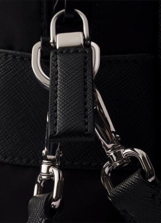 Prada Re-Nylon schoudertas met leren details - detail 4 zwart