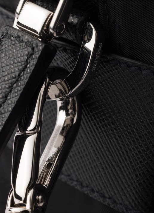 Prada Re-Nylon schoudertas met leren details - detail 4 zwart