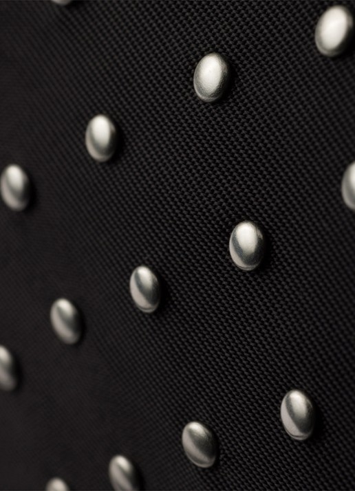 Prada Re-Nylon schoudertas met studs - detail 5 zwart