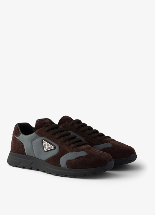 Prada Re-Nylon sneaker met suède details - detail 3 donkerbruin