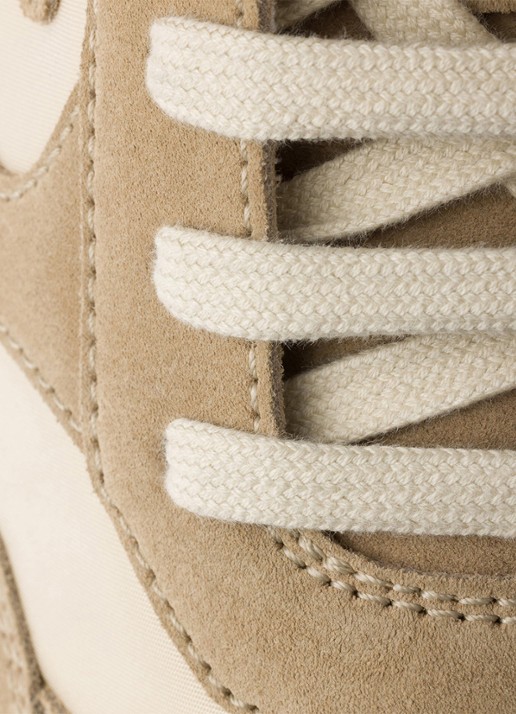 Prada Re-Nylon sneaker met suède details - detail 4 beige