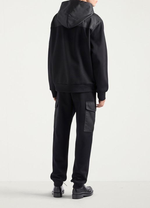 Prada Re-Nylon tapered fit joggingbroek met klepzakken - achterkant zwart