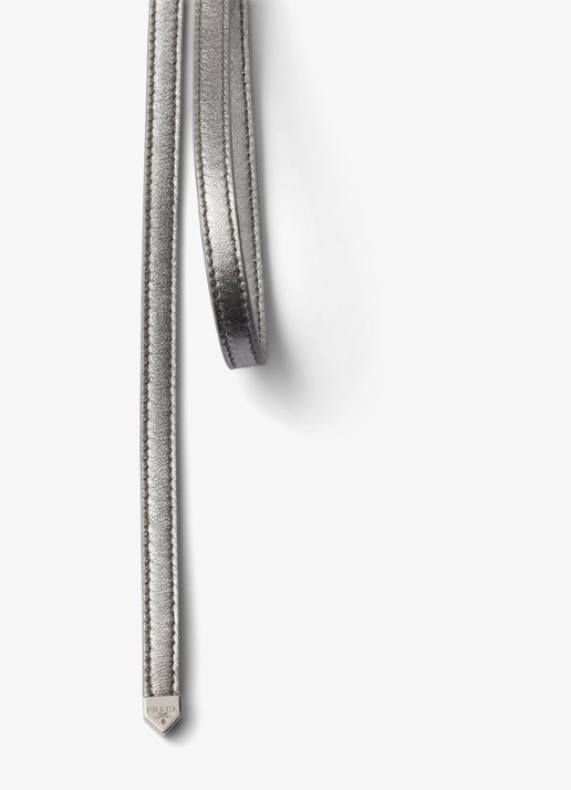 Prada Riem van lamsleer met metallic finish - detail 4 zilver