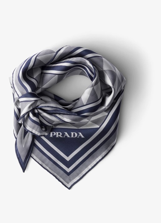 Prada Sjaal van zijde met print 130 x 60 cm - detail blauw