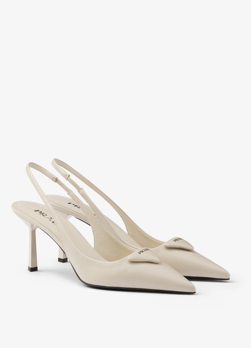 Prada Slingback van lakleer met logo - voorkant 2 gebroken wit