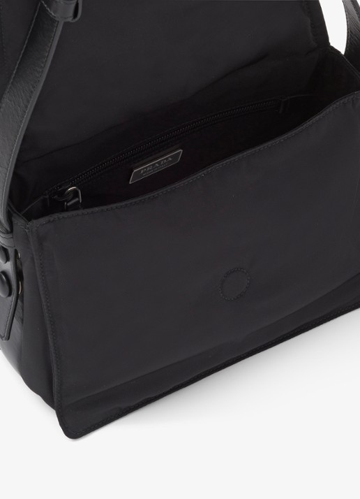 Prada Small Re-Nylon gewatteerde schoudertas met leren details - detail 2 zwart