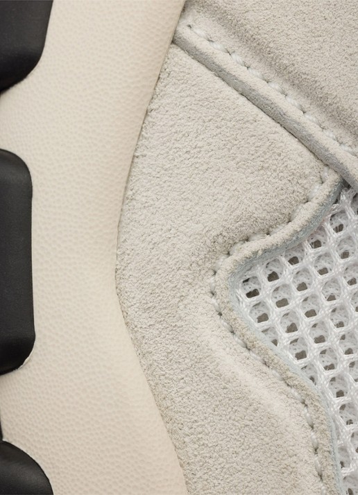 Prada Sneaker met suède details - detail 6 gebroken wit