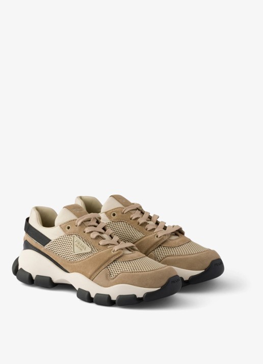 Prada Sneaker met suède details - voorkant 2 beige