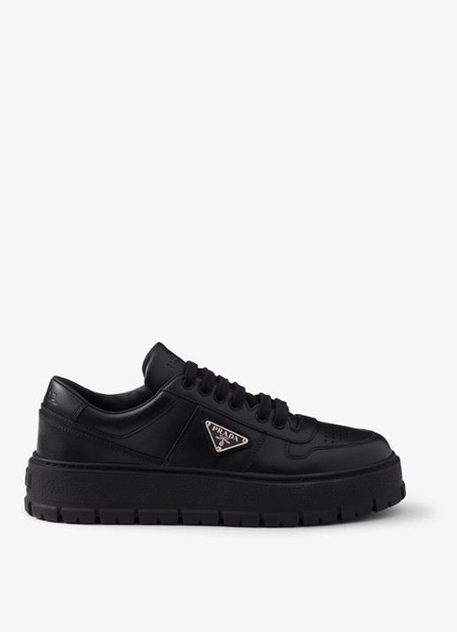 Prada Sneaker van leer - voorkant 2 zwart