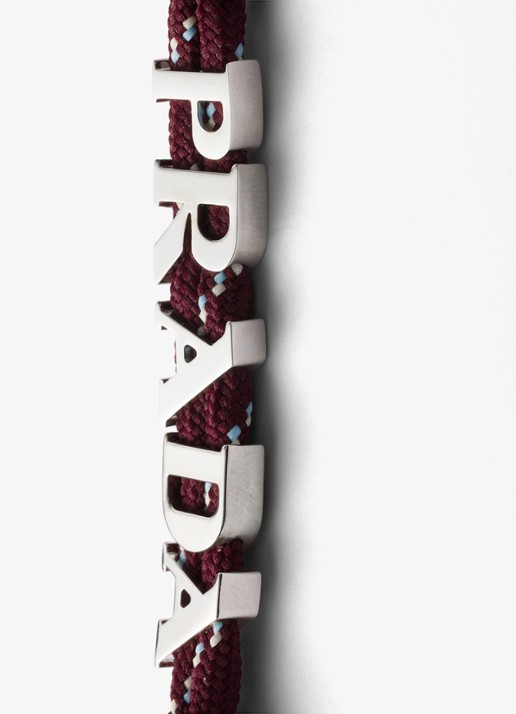 Prada Speedrock sleutelhanger met logo - detail 3 bordeauxrood