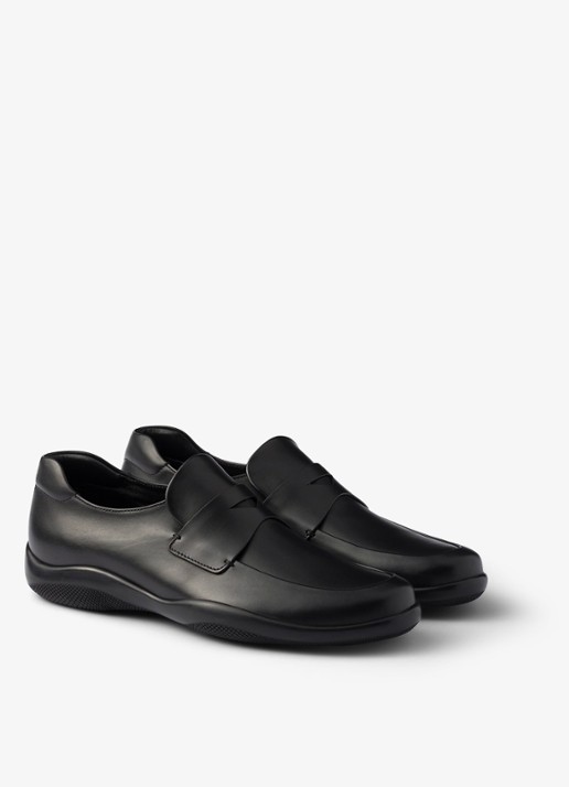 Prada Toblach loafer van kalfsleer - detail 3 zwart