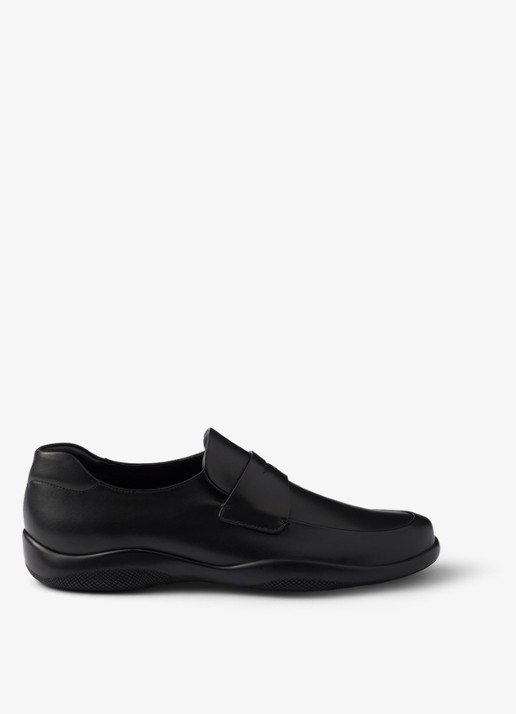 Prada Toblach loafer van kalfsleer