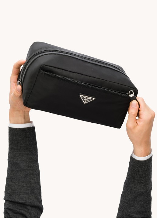Prada Toilettas met leren details - detail 8 zwart