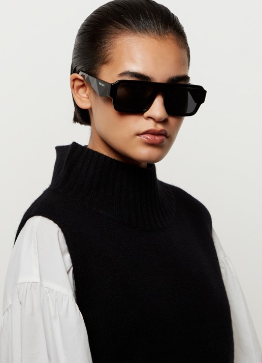 Prada Wayfarer zonnebril PRA05S - voorkant 5 zwart