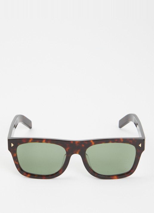 Prada Wayfarer zonnebril PRB12SF - detail roodbruin