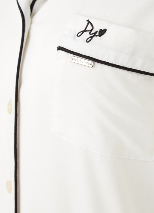Pretty You Bamboo pyjamaset met contrasterende bies - detail 2 gebroken wit