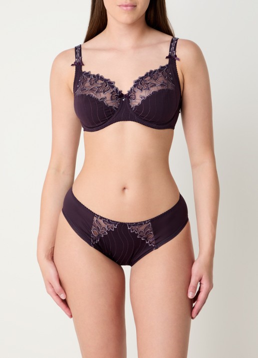 PrimaDonna Deauville slip met kant - voorkant 3 paars
