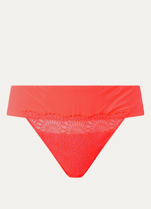 PrimaDonna Sophora string met mesh en kant - voorkant 2 koraalroze