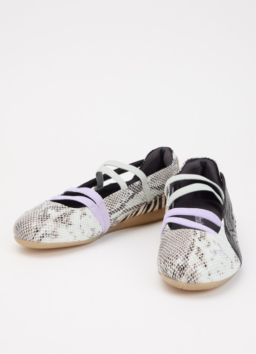 Puma Speedcat ballerina met slangenprint - detail 2 lichtgrijs