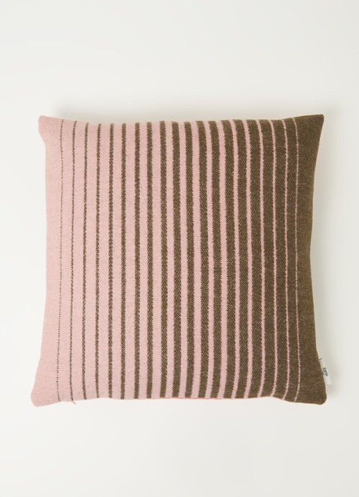Røros Tweed Asmund Gradient sierkussen 50 x 50 cm - voorkant 2 roze