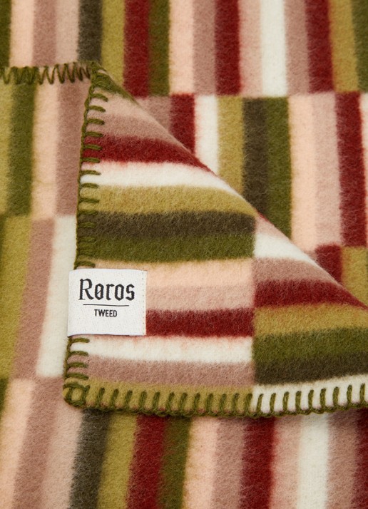 Røros Tweed Ida plaid van scheerwol 135 x 200 cm - detail olijfgroen