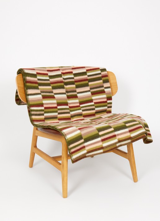 Røros Tweed Ida plaid van scheerwol 135 x 200 cm - voorkant 3 olijfgroen