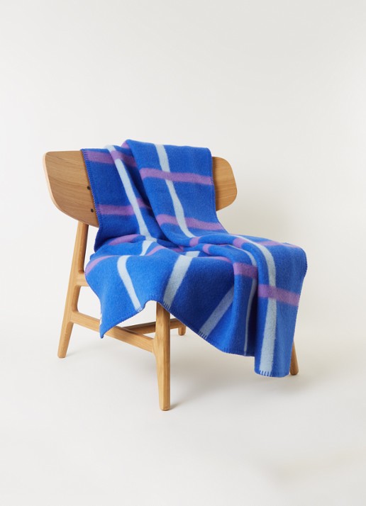 Røros Tweed Knut plaid van lamswol 200 x 135 cm - voorkant 3 kobaltblauw