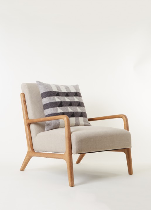 Røros Tweed Kvam sierkussen 50 x 50 cm - voorkant 2 antraciet