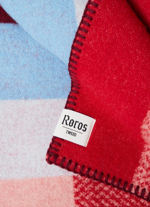 Røros Tweed Mikkel plaid van wol 135 x 200 cm - detail steenrood