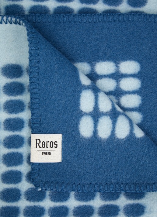 Røros Tweed Palette plaid van scheerwol 135 x 200 cm - detail 3 blauw
