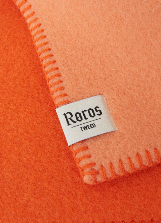 Røros Tweed Syndin plaid 135 x 200 cm - detail 3 orange
