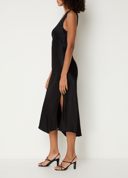 Rails Monique midi jurk van satijn met split - voorkant 2 zwart