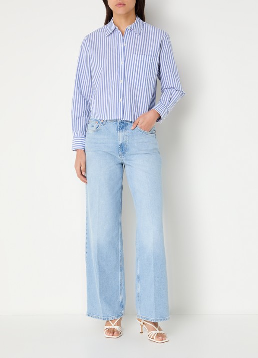 Rails Ramy cropped blouse met streepprint - voorkant 3 lichtblauw