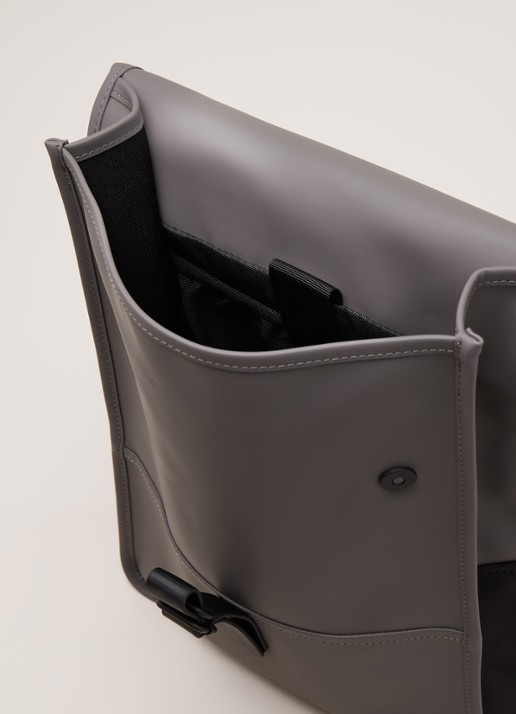 Rains 1280 Mini waterdichte rugzak met 13 inch laptopvak - unisex - detail 4 middengrijs