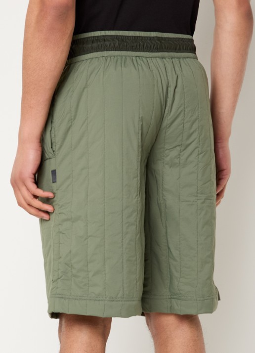 Rains Koya straight fit korte broek met steekzakken - achterkant legergroen