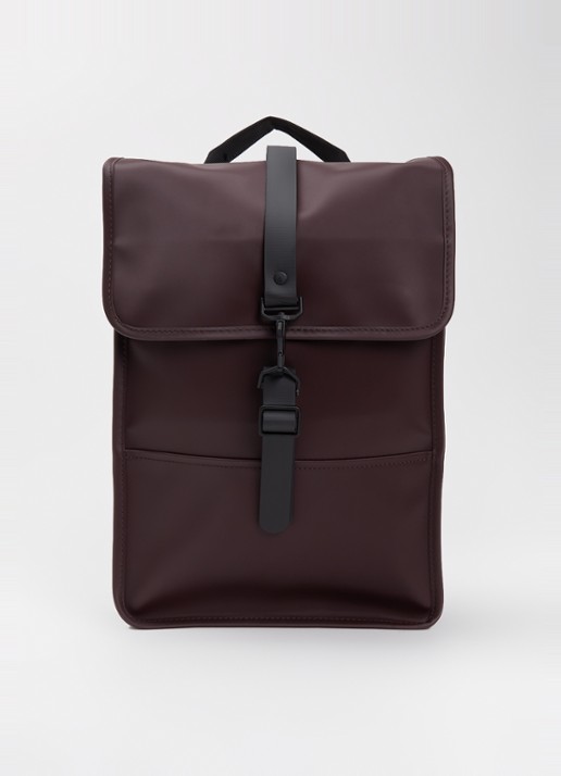 Rains Mini W3 rugzak met 15 inch laptopvak en waterafstotende coating - voorkant 2 bordeauxrood