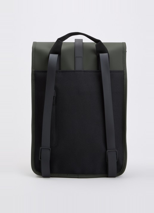 Rains Mini W3 rugzak met 15 inch laptopvak en waterafstotende coating - achterkant groen