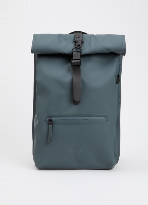 Rains Rolltop rugzak met waterafstotende coating en 15 inch laptopvak - voorkant staalblauw