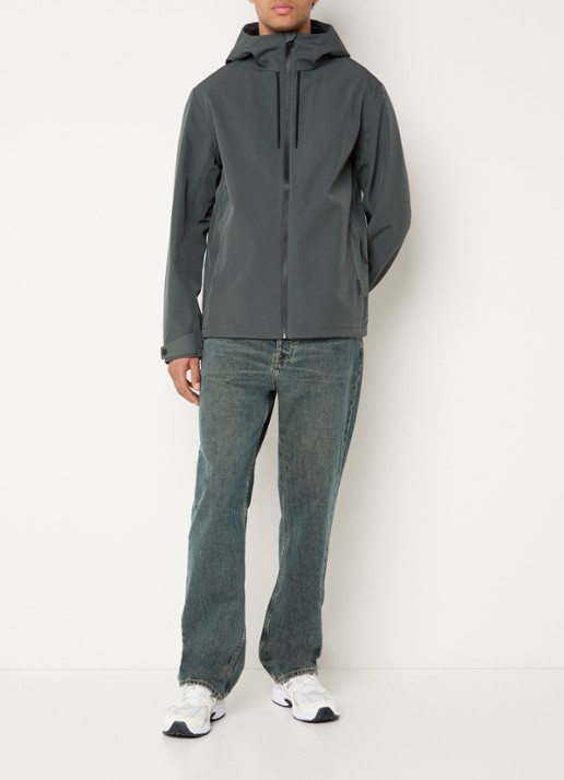 Rains Suva softshell jack met capuchon - voorkant 4 donkergrijs