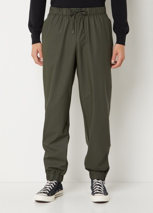 Rains Tapered fit joggingbroek met waterafstotende coating - detail olijfgroen