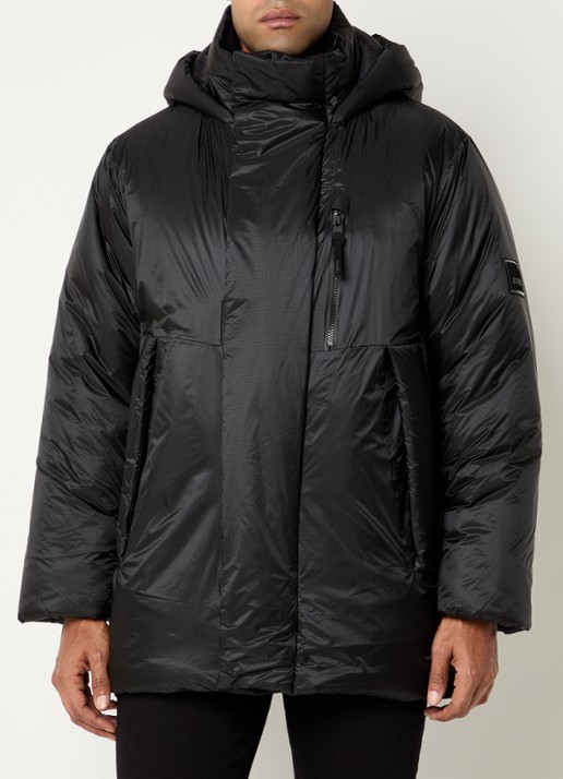 Rains Torna puffer jas met capuchon en ritszakken  - detail zwart