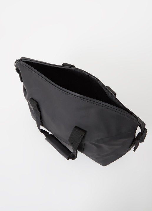 Rains Weekendtas met waterafstotende coating - detail zwart