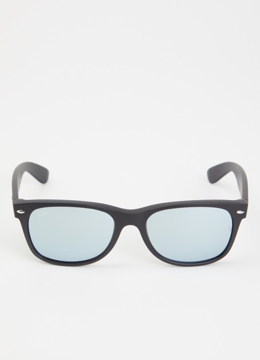 Ray-Ban New Wayfarer zonnebril RB2132 - detail zwart