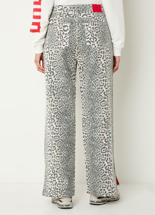 Refined Department Harvey high waist flared jeans met panterprint - achterkant lichtgrijs