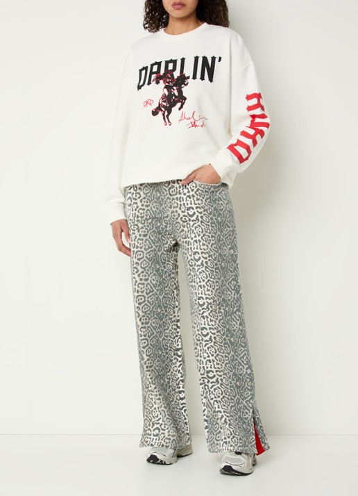 Refined Department Harvey high waist flared jeans met panterprint - voorkant 5 lichtgrijs