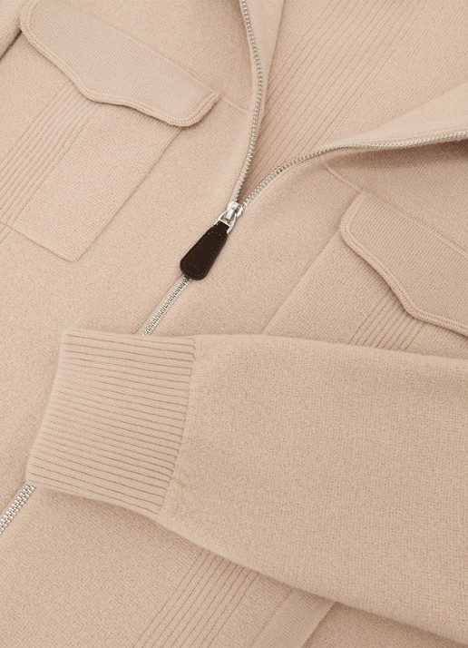 Reiss Calder fijngebreid vest van wol met borstzakken  - detail 6 camel